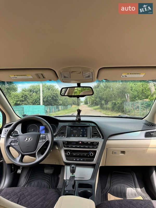 Седан Hyundai Sonata 2015 в Кобеляках