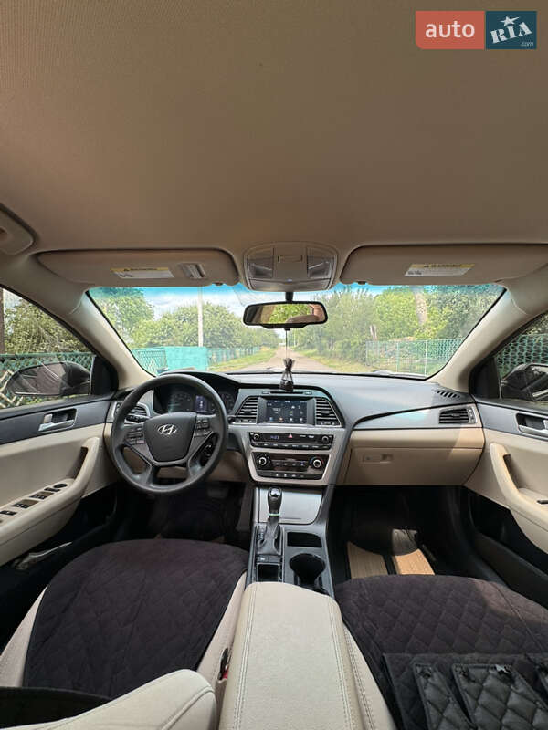 Седан Hyundai Sonata 2015 в Кобеляках