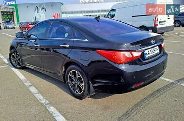 Седан Hyundai Sonata 2013 в Киеве