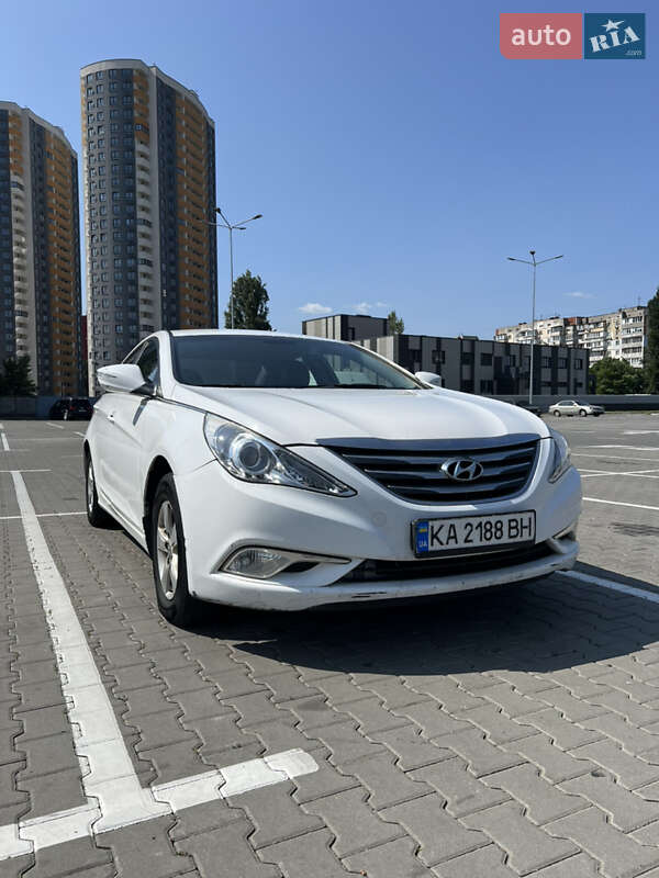 Hyundai Sonata 2014