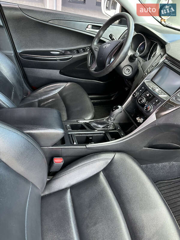 Седан Hyundai Sonata 2014 в Рівному фото 27 Седан Hyundai Sonata 2014 в Рівному