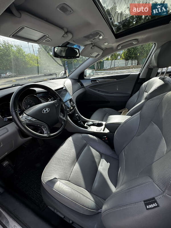 Седан Hyundai Sonata 2013 в Одессе