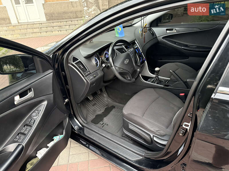 Седан Hyundai Sonata 2010 в Запорожье