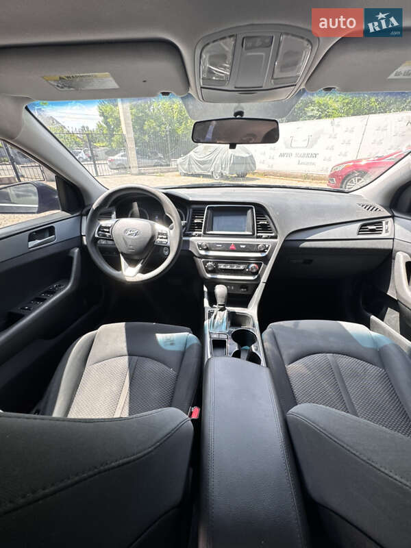 Седан Hyundai Sonata 2018 в Одессе