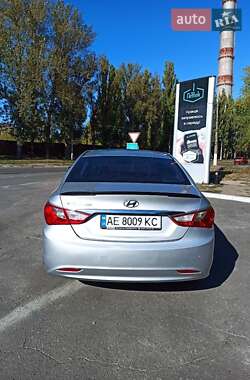 Седан Hyundai Sonata 2013 в 