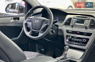 Седан Hyundai Sonata 2015 в 