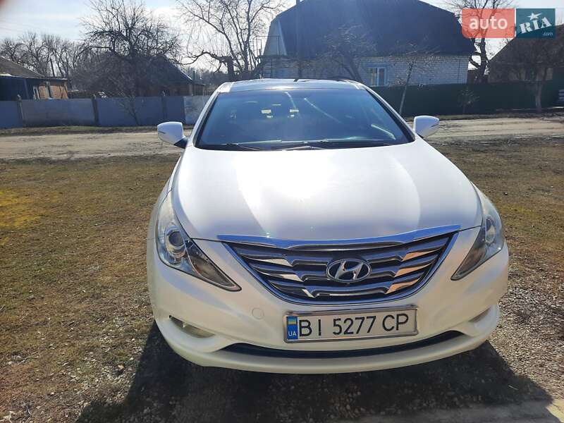 Седан Hyundai Sonata 2011 в Карлівці