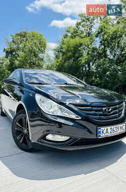 Hyundai Sonata 2011