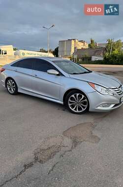 Седан Hyundai Sonata 2013 в Коростене