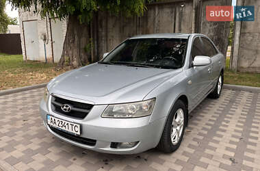 Седан Hyundai Sonata 2006 в Лубнах