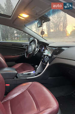 Седан Hyundai Sonata 2011 в 