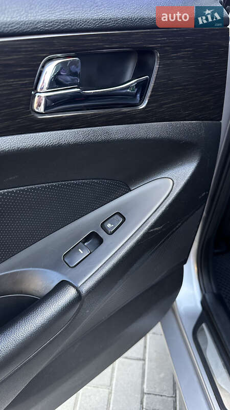 Седан Hyundai Sonata 2012 в Баришівка