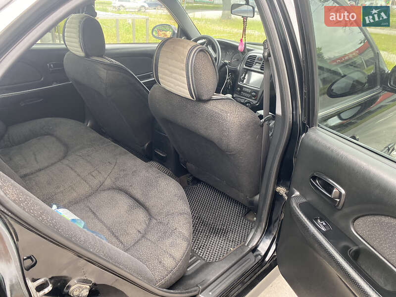 Седан Hyundai Sonata 2004 в Чернигове