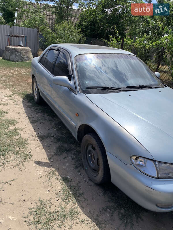 Седан Hyundai Sonata 1997 в Цебриково