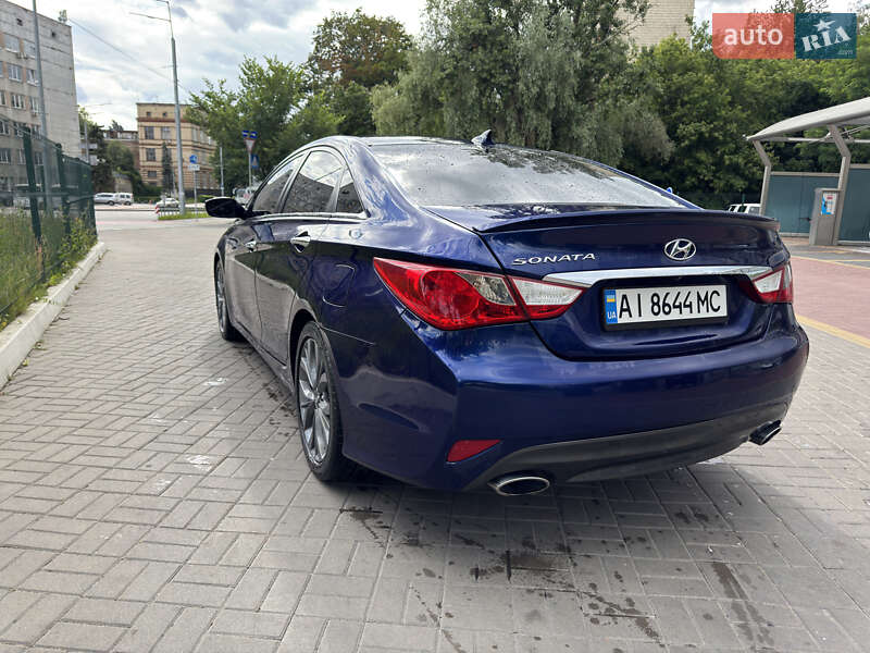 Седан Hyundai Sonata 2013 в Киеве