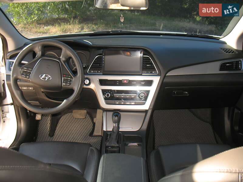 Седан Hyundai Sonata 2016 в Запоріжжі фото 11 Седан Hyundai Sonata 2016 в Запоріжжі