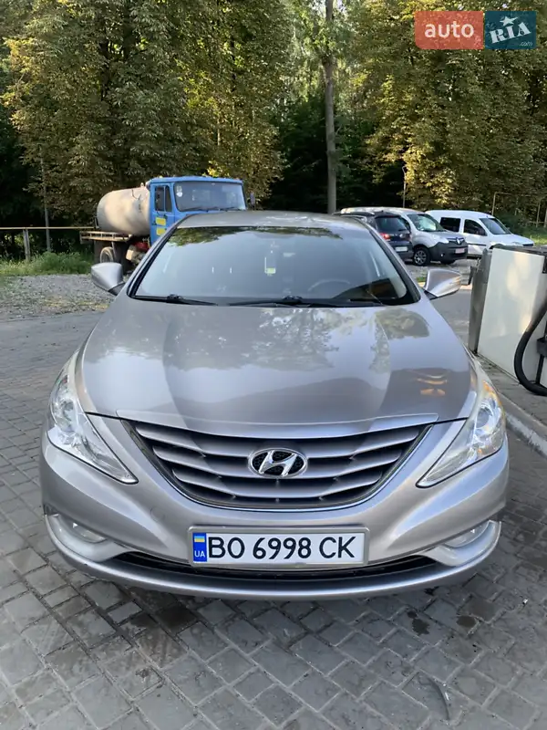 Hyundai Sonata