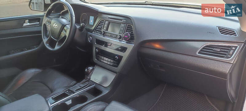 Седан Hyundai Sonata 2014 в Кременчуге