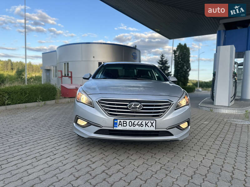 Седан Hyundai Sonata 2015 в Могилев-Подольске