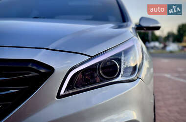 Седан Hyundai Sonata 2015 в 