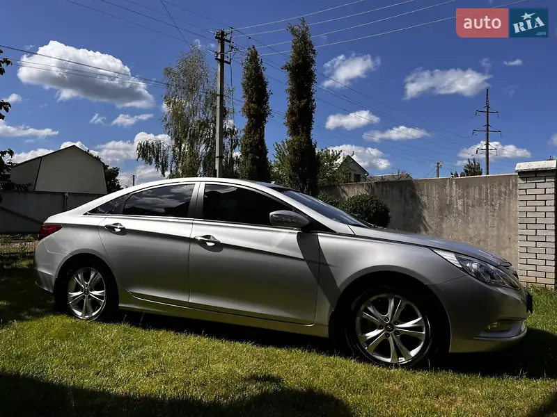 Hyundai Sonata