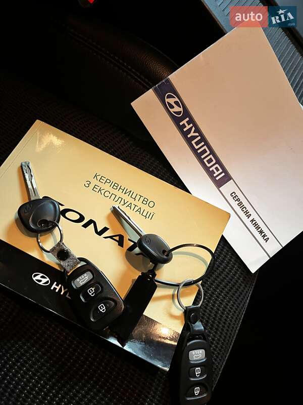 Седан Hyundai Sonata 2010 в Дніпрі