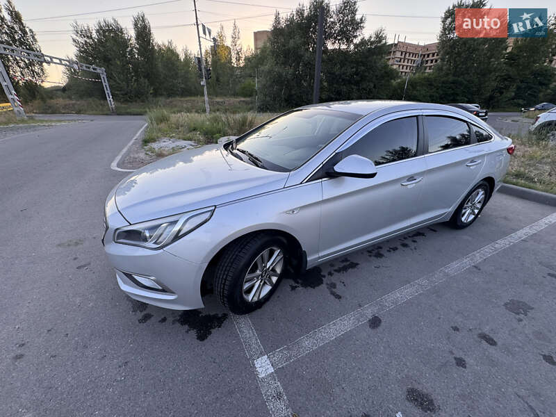 Седан Hyundai Sonata 2016 в Києві