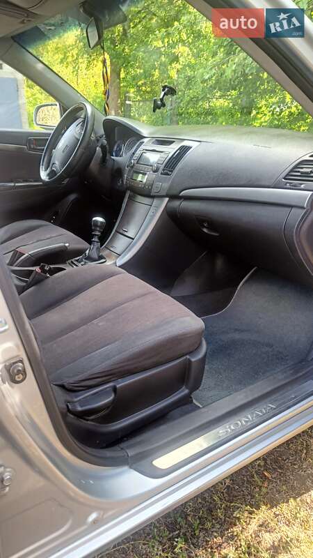 Седан Hyundai Sonata 2008 в Богуславі