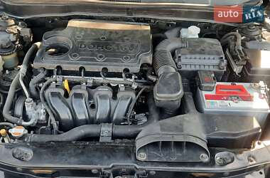 Седан Hyundai Sonata 2011 в 
