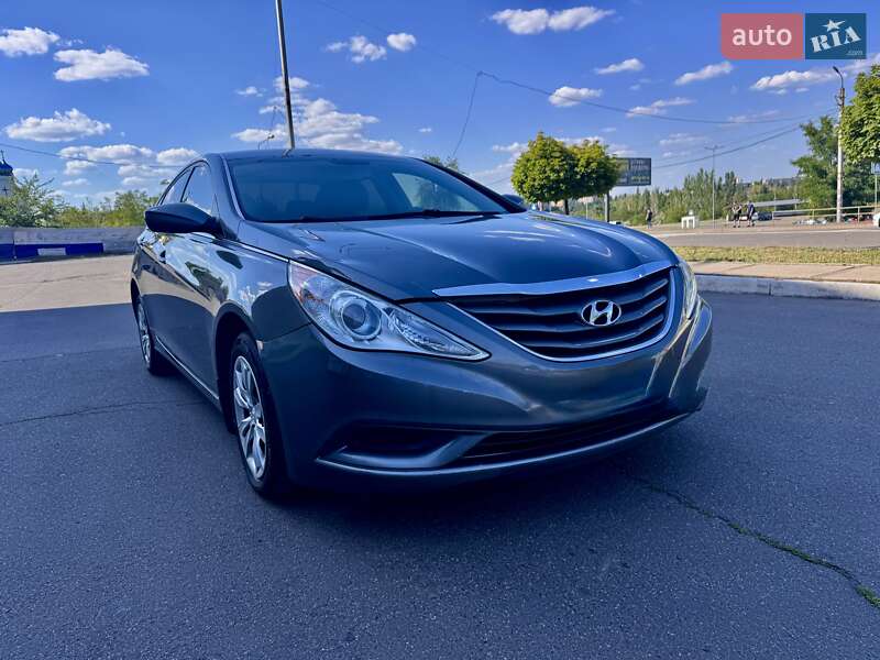 Hyundai Sonata 2012
