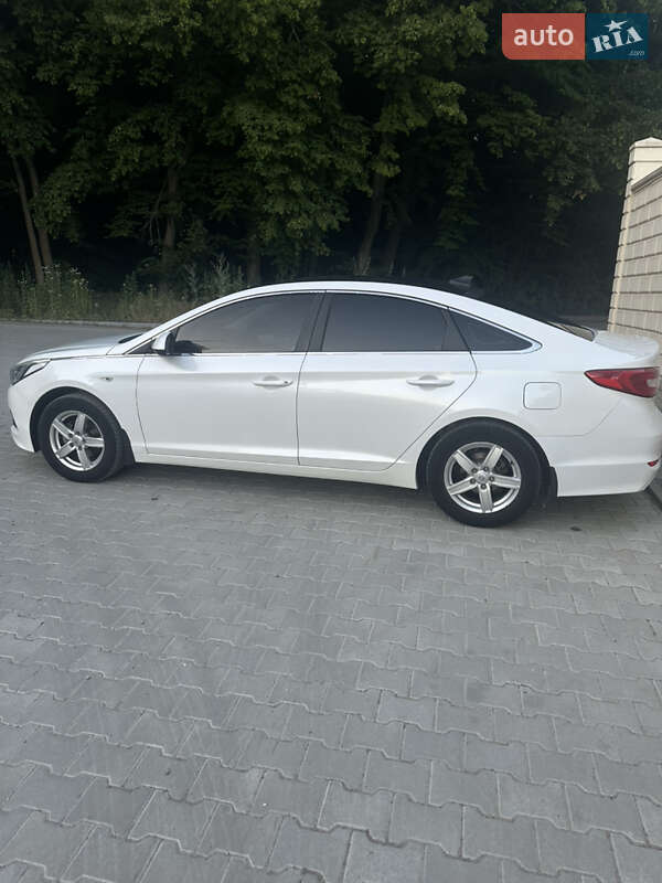 Седан Hyundai Sonata 2015 в Тернополе