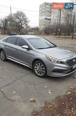 Седан Hyundai Sonata 2016 в Пирятине