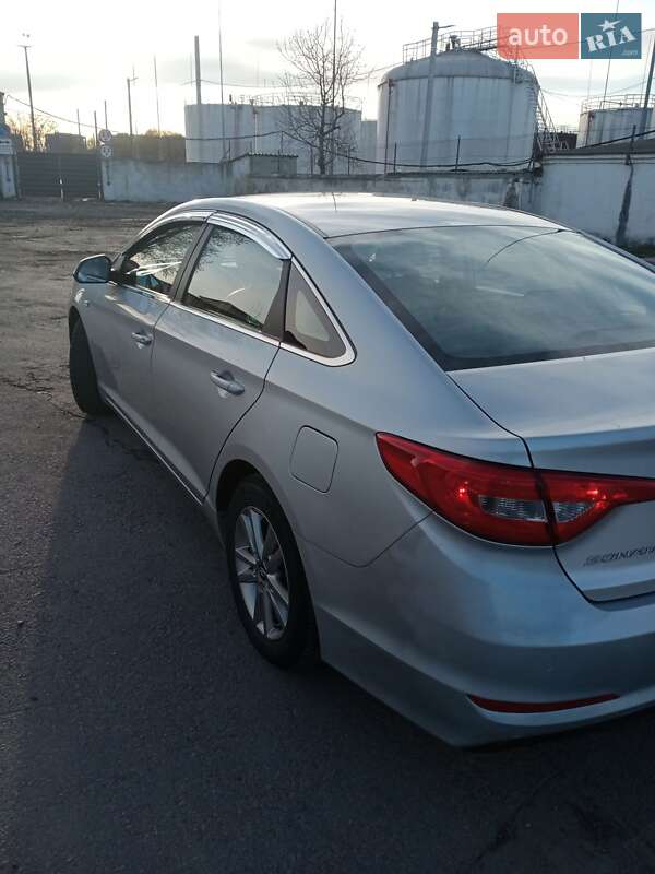 Седан Hyundai Sonata 2016 в Львове