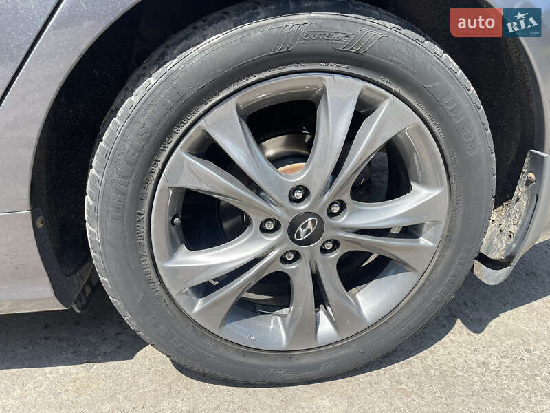 Седан Hyundai Sonata 2011 в Львові