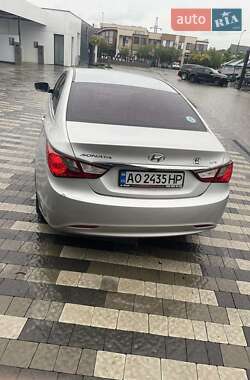 Седан Hyundai Sonata 2015 в Мукачево