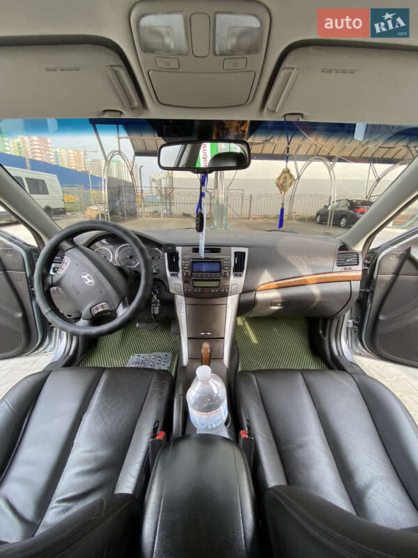 Седан Hyundai Sonata 2008 в Одессе