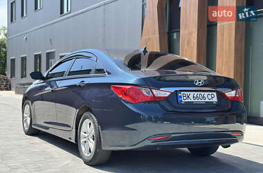 Седан Hyundai Sonata 2010 в 