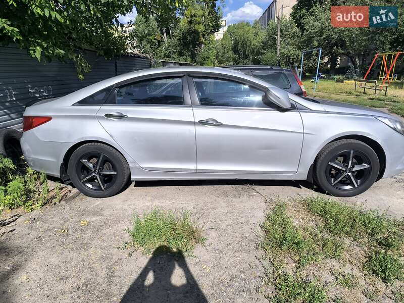 Седан Hyundai Sonata 2013 в Киеве