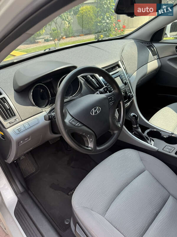Седан Hyundai Sonata 2014 в Киеве фото 17 Седан Hyundai Sonata 2014 в Киеве