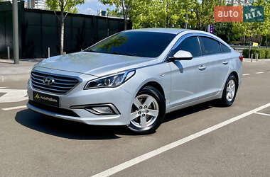 Седан Hyundai Sonata 2019 в Киеве