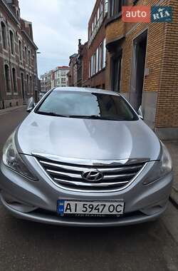 Седан Hyundai Sonata 2013 в Сарнах