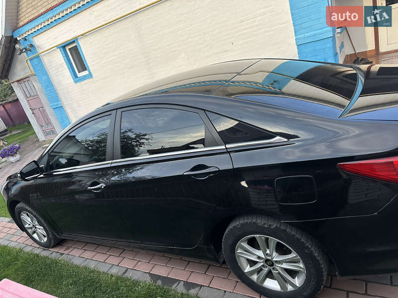 Седан Hyundai Sonata 2011 в Полонном