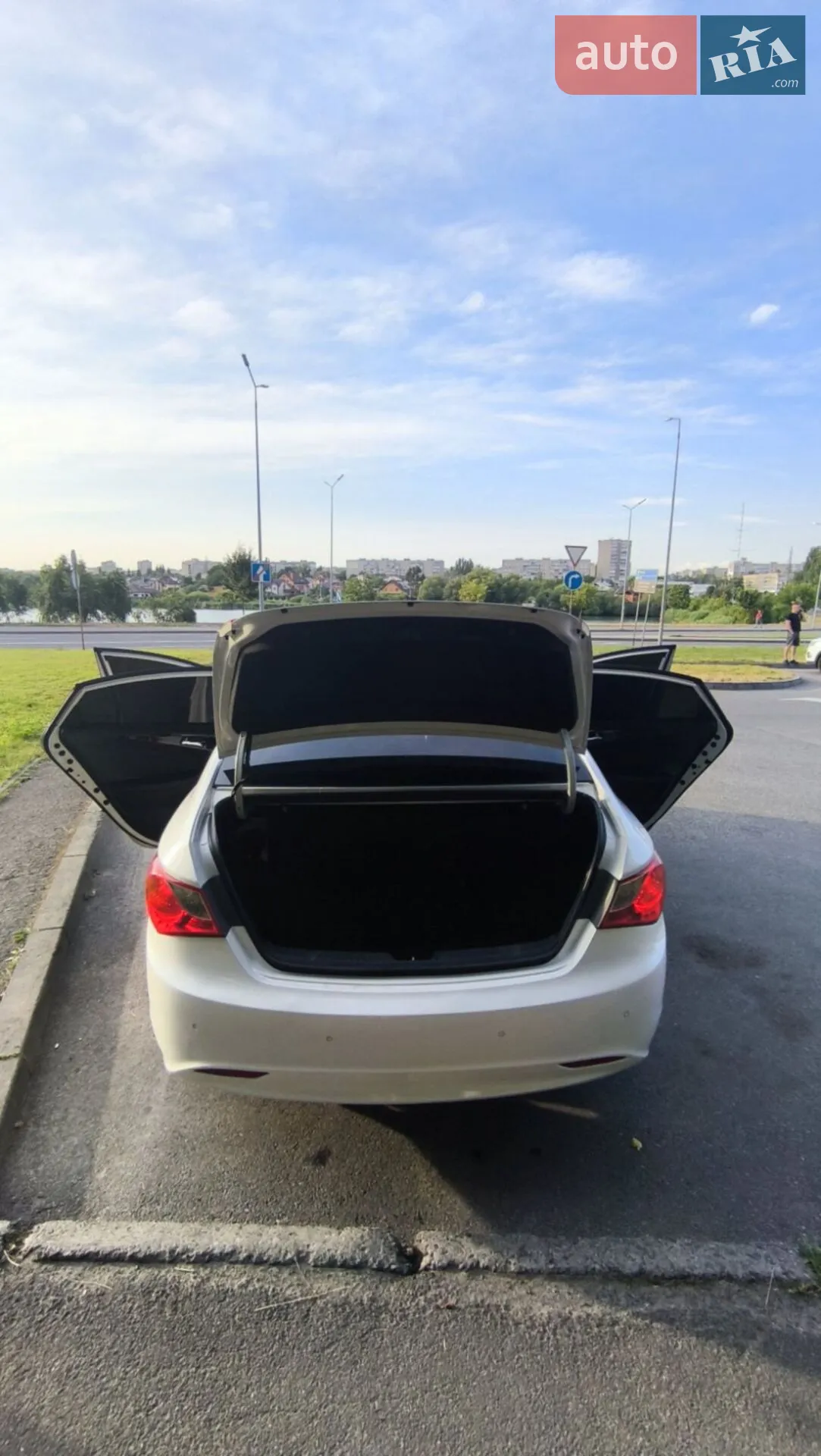 2012 Hyundai Sonata - мініатюра 21