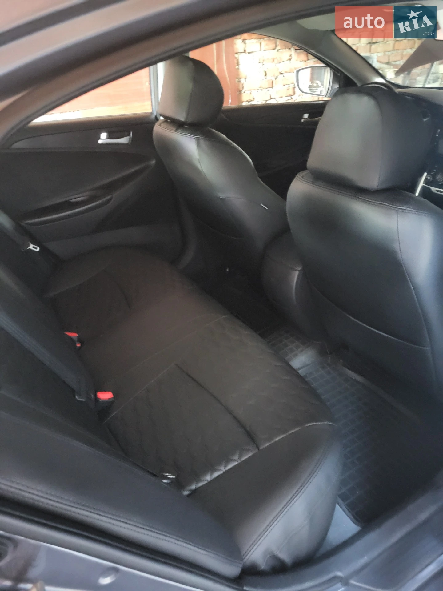 2011 Hyundai Sonata - мініатюра 4