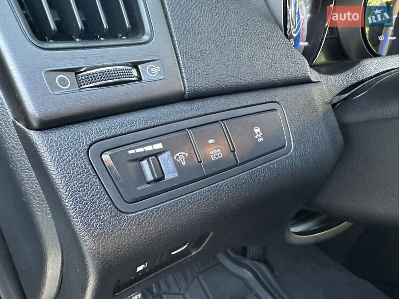 Седан Hyundai Sonata 2013 в Одессе