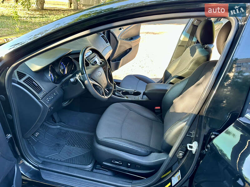 Седан Hyundai Sonata 2013 в Одессе