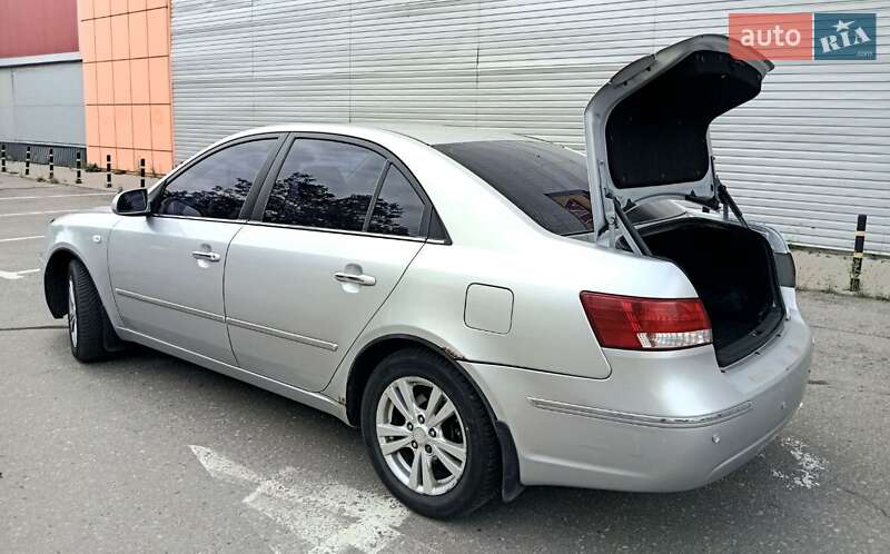 Седан Hyundai Sonata 2009 в Харькове