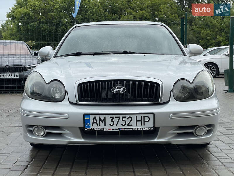 Седан Hyundai Sonata 2003 в Бердичеве