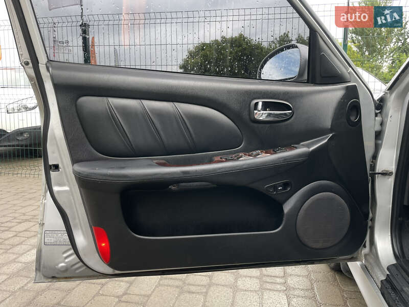 Седан Hyundai Sonata 2003 в Бердичеве