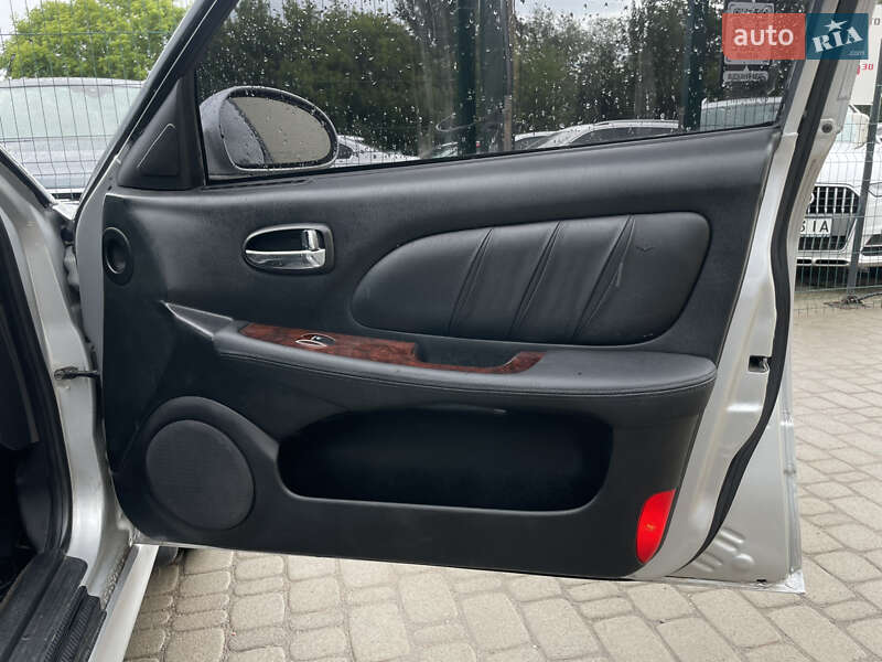 Седан Hyundai Sonata 2003 в Бердичеве